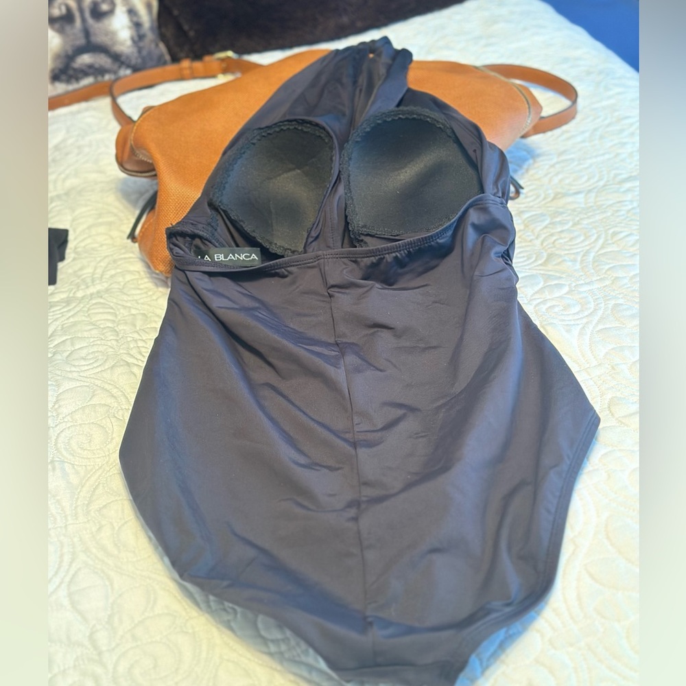 - La Blanca black one piece swim suit size 12 - Picture 4 of 10